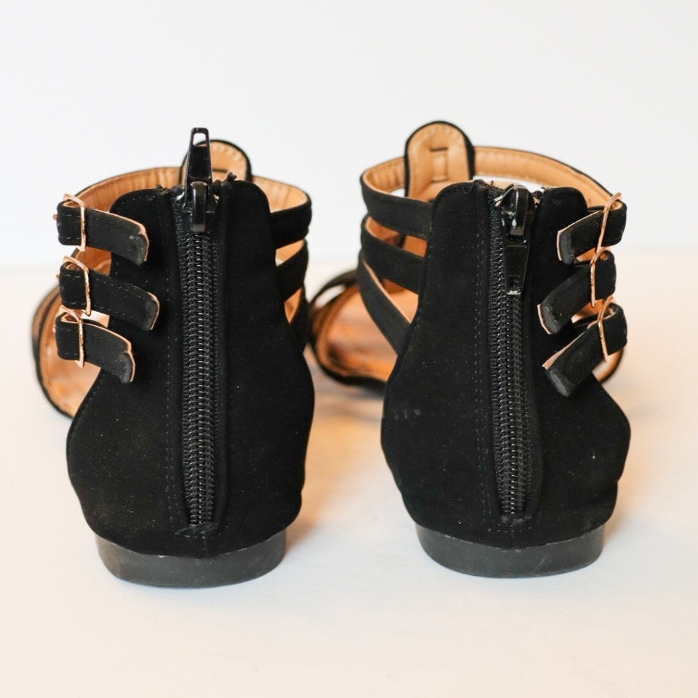 Gladiator Sandals Size 5.5 - Picture 6 of 8